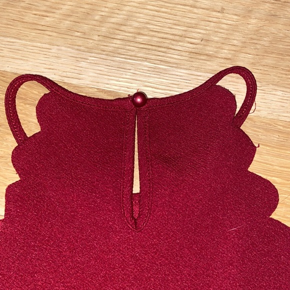 Wine Burgundy Red Halter Tank Top Camisole with Pretty Scalloped Edges Racerback - Picture 3 of 6